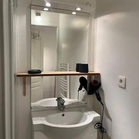 Le شقة لو كْروتْوَ